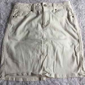 Cute white denim skirt